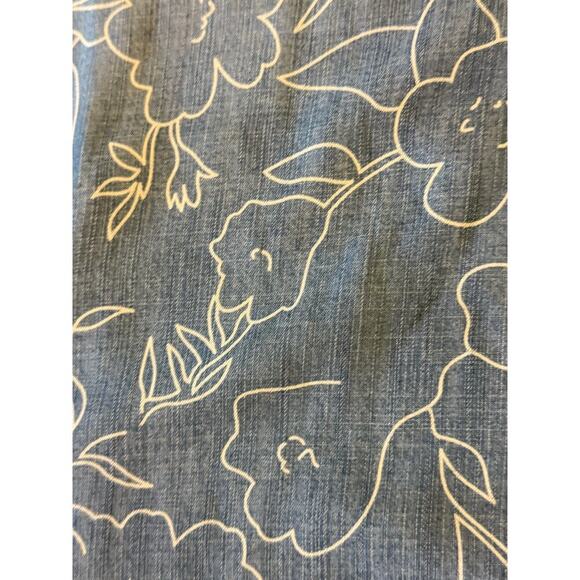 CLOTH & STONE Anthropologie Tencel Chambray Floral Shirt Top Blouse size S - Picture 4 of 8